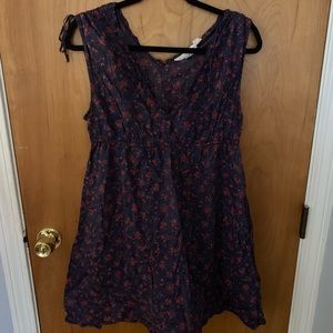 Sleeveless dress